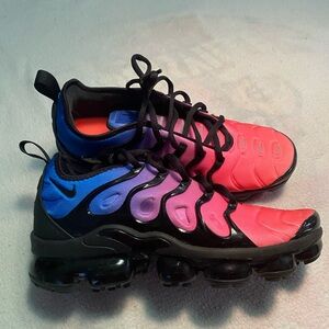 Nike Vapor Max Women’s Cotton Candy color shoes Size 9